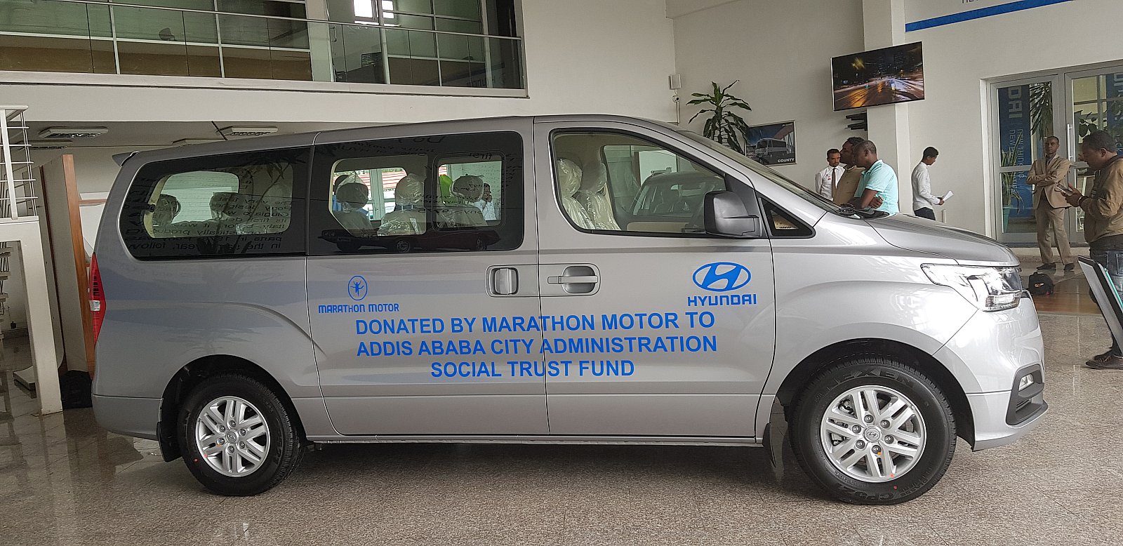 Donation of Hyundai H1 minibus to Addis Ababa City Administration